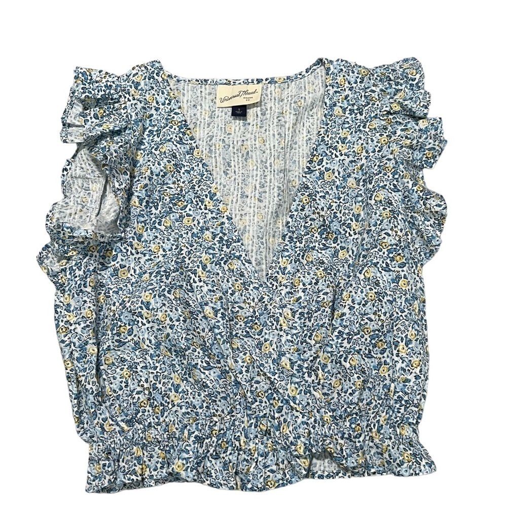 Universal Thread cropped floral blouse size S